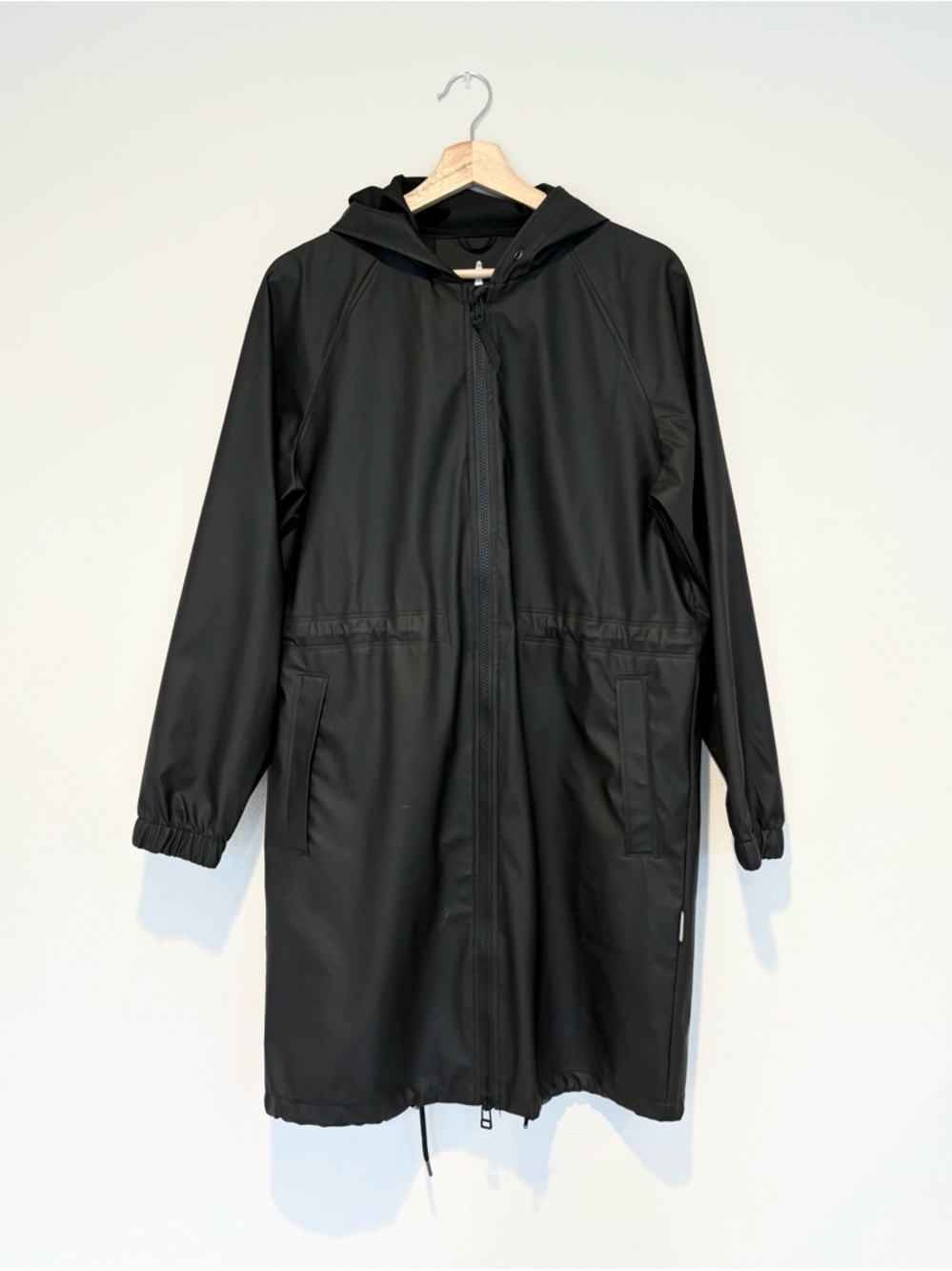 rains long cinched waist rain jacket - waterproof black coat - XS euc